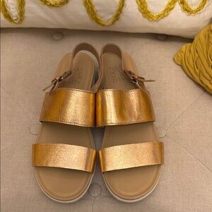 Naturalizer Gold Sandals Metallic Luxe Design
